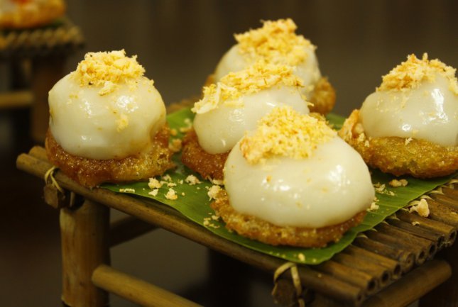 Thương nhớ ai như thương nhớ b&aacute;nh & ch&egrave; Huế